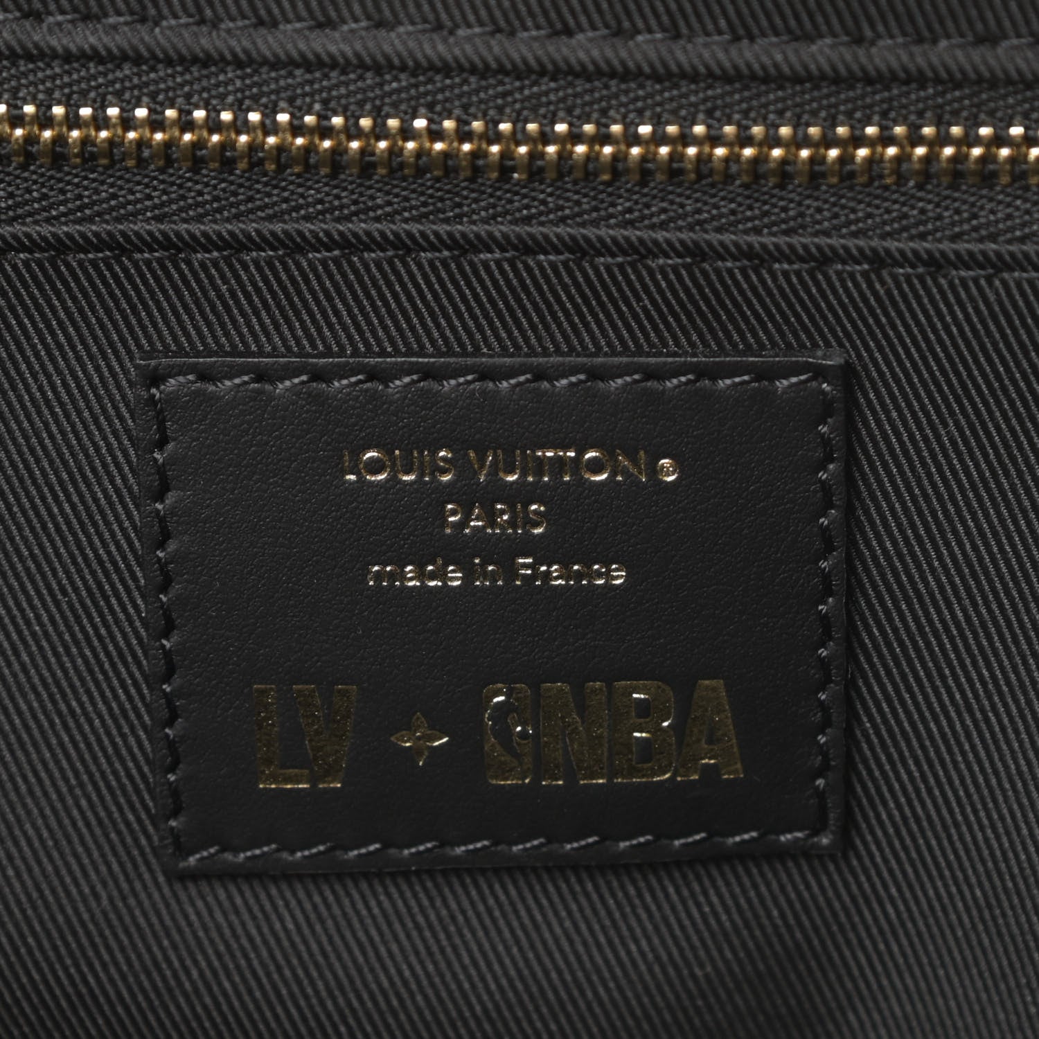 Louis Vuitton X NBA Calfskin Monogram Embossed Cloakroom Dopp Kit Black 6 of 9