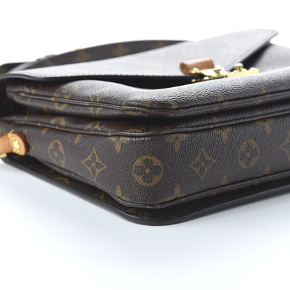 Louis Vuitton Monogram Pochette Metis 6 of 10