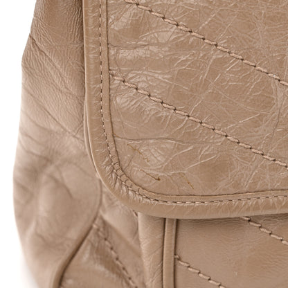 Saint Laurent Crinkled Calfskin Matelasse Monogram Large Niki Chain Satchel Light Taupe 14 of 19