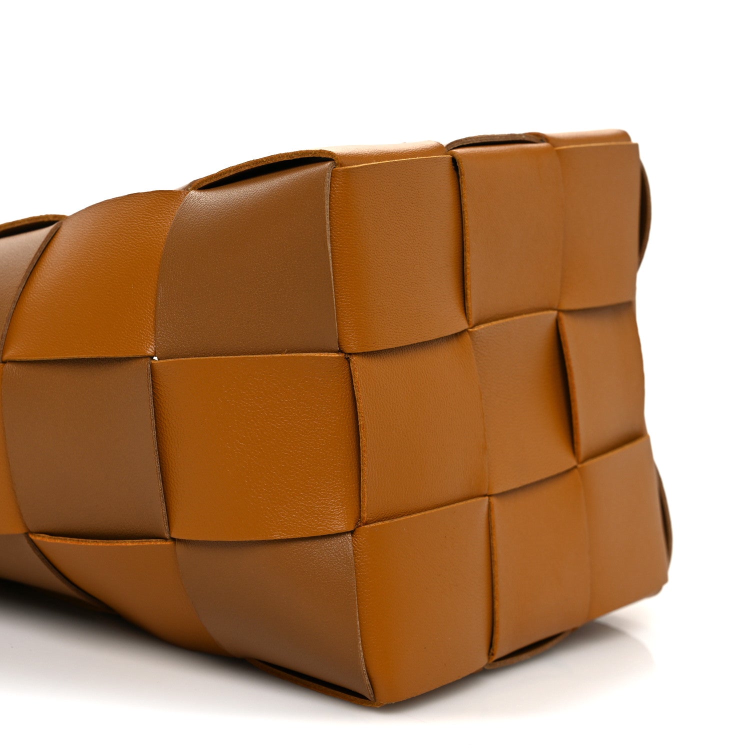 Bottega Veneta Nappa Maxi Intrecciato Small Cassette Bucket Bag Brown Beige 8 of 9