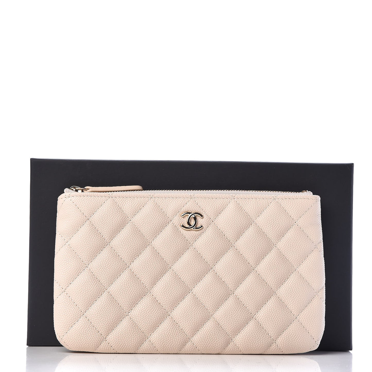 Caviar Quilted Medium Cosmetic Case Light Beige