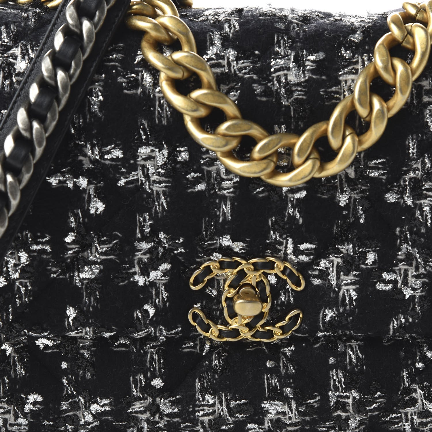 Chanel Tweed Quilted Large 19 Flap Black Ecru White 10 of 10