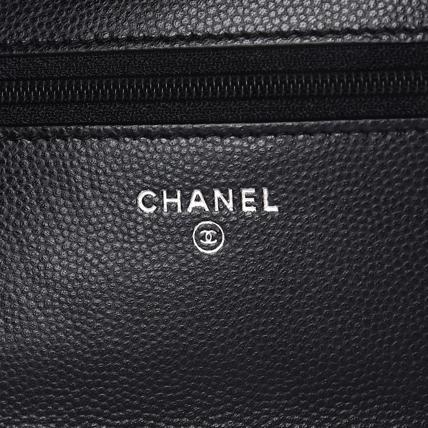 Caviar Chevron Quilted Wallet On Chain WOC Black
