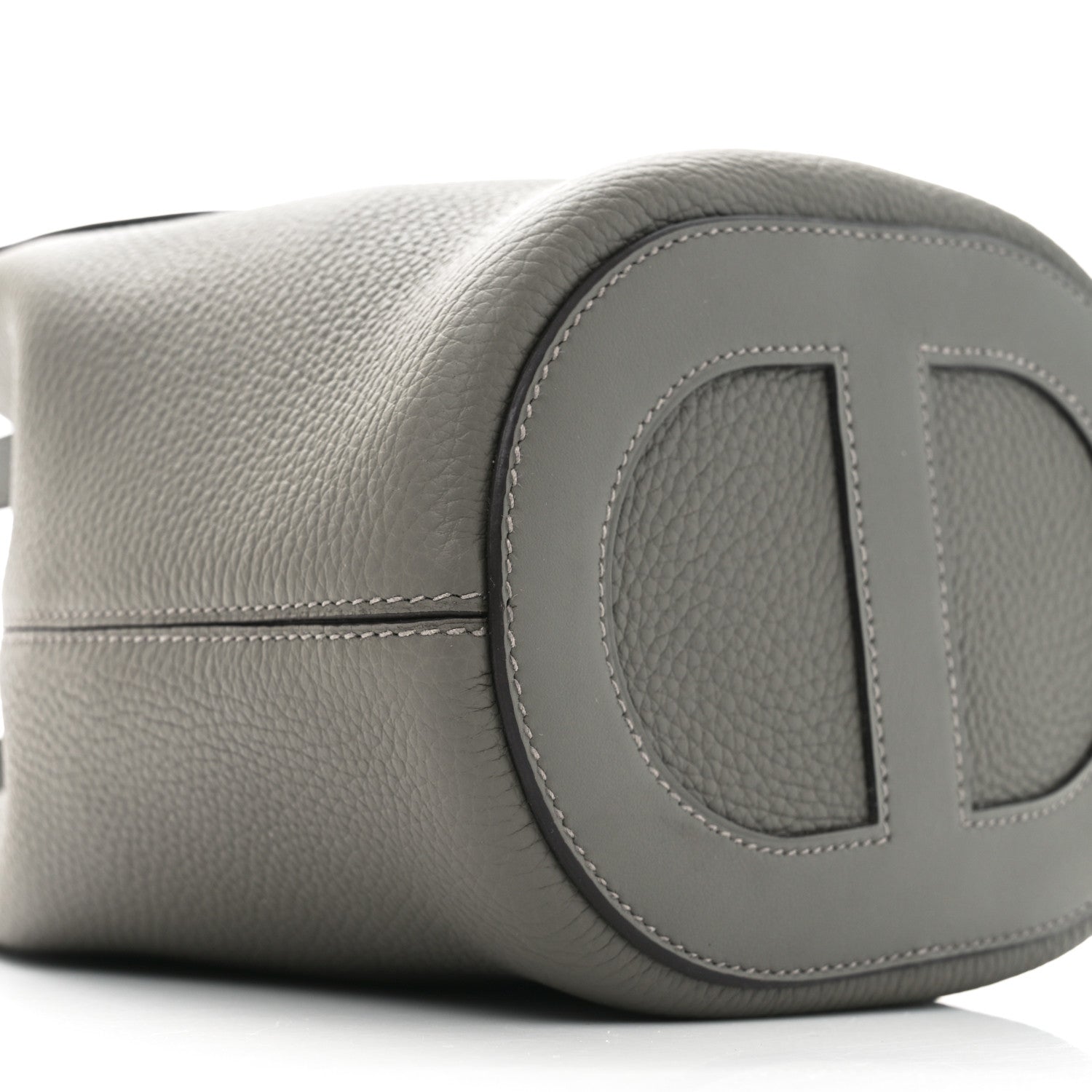 Hermes Taurillon Clemence Swift In-The-Loop 18 Bag 9 of 10