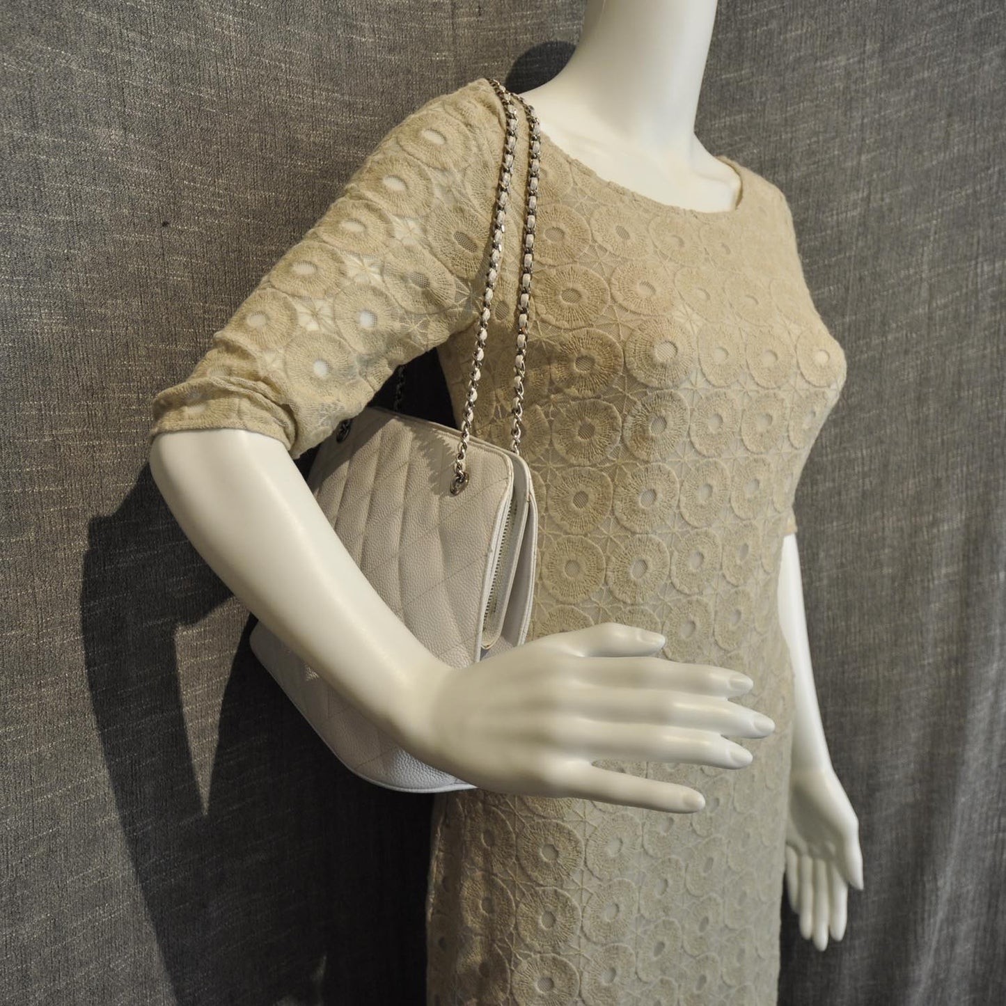 Caviar Quilted Shoulder Bag White