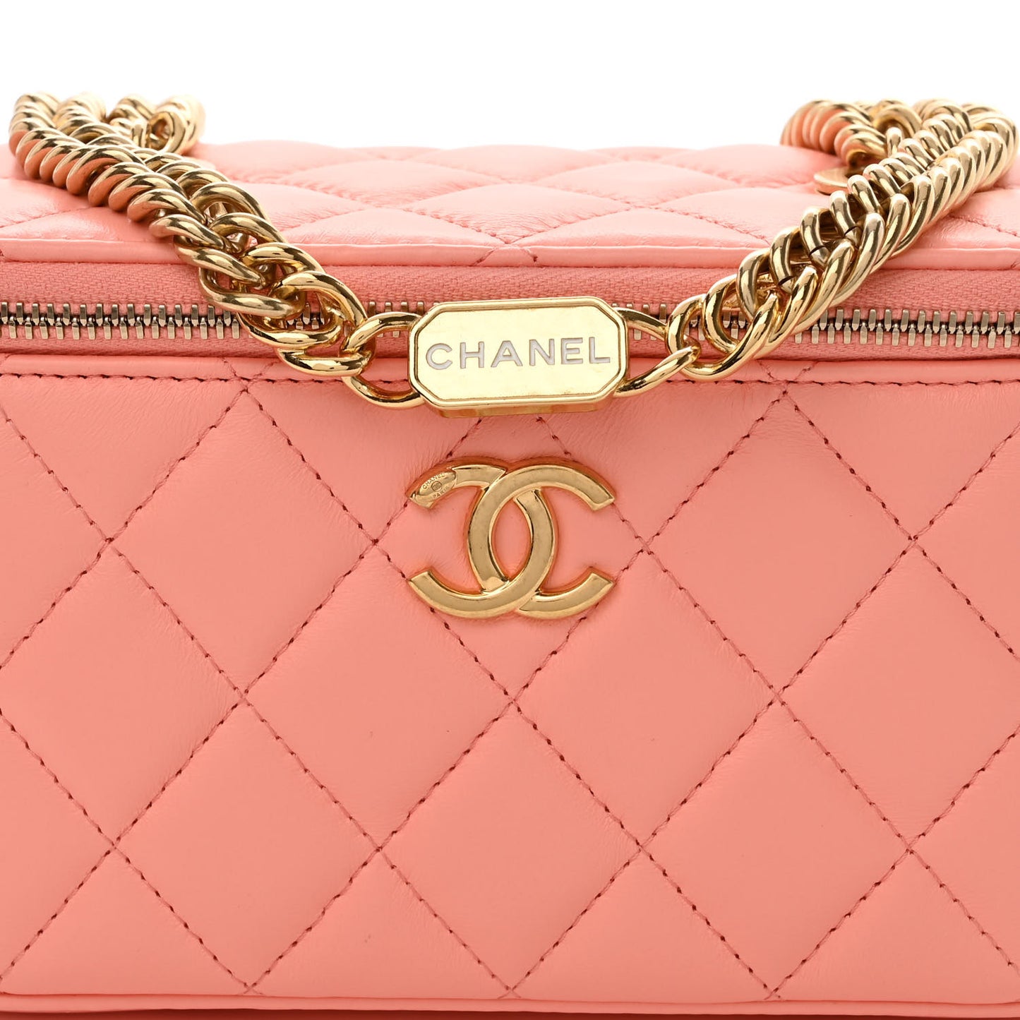 Lambskin Resin Quilted Vanity Case With Chain Pink