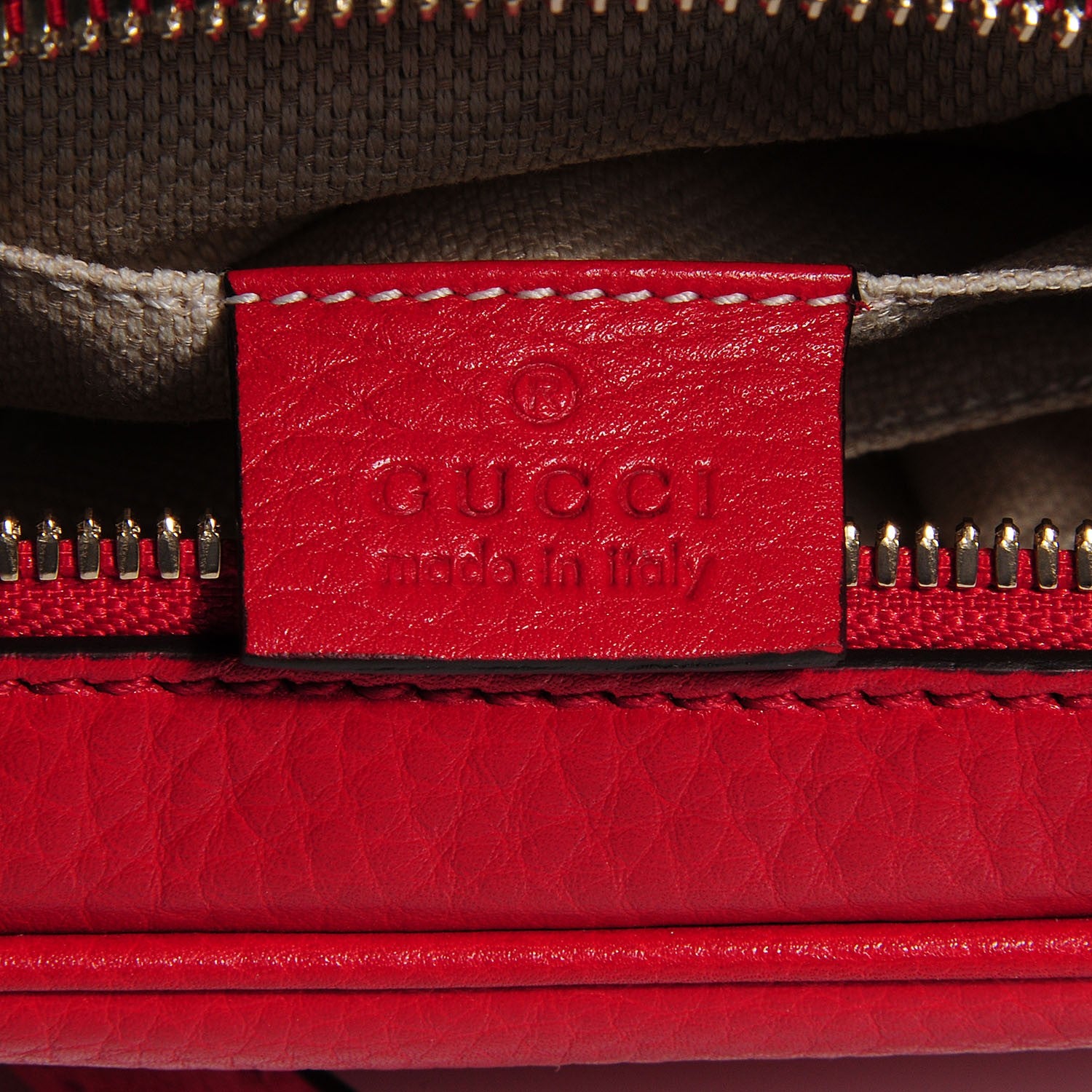 Gucci Pebbled Calfskin Small Soho Disco Bag Vibrant Red 6 of 9