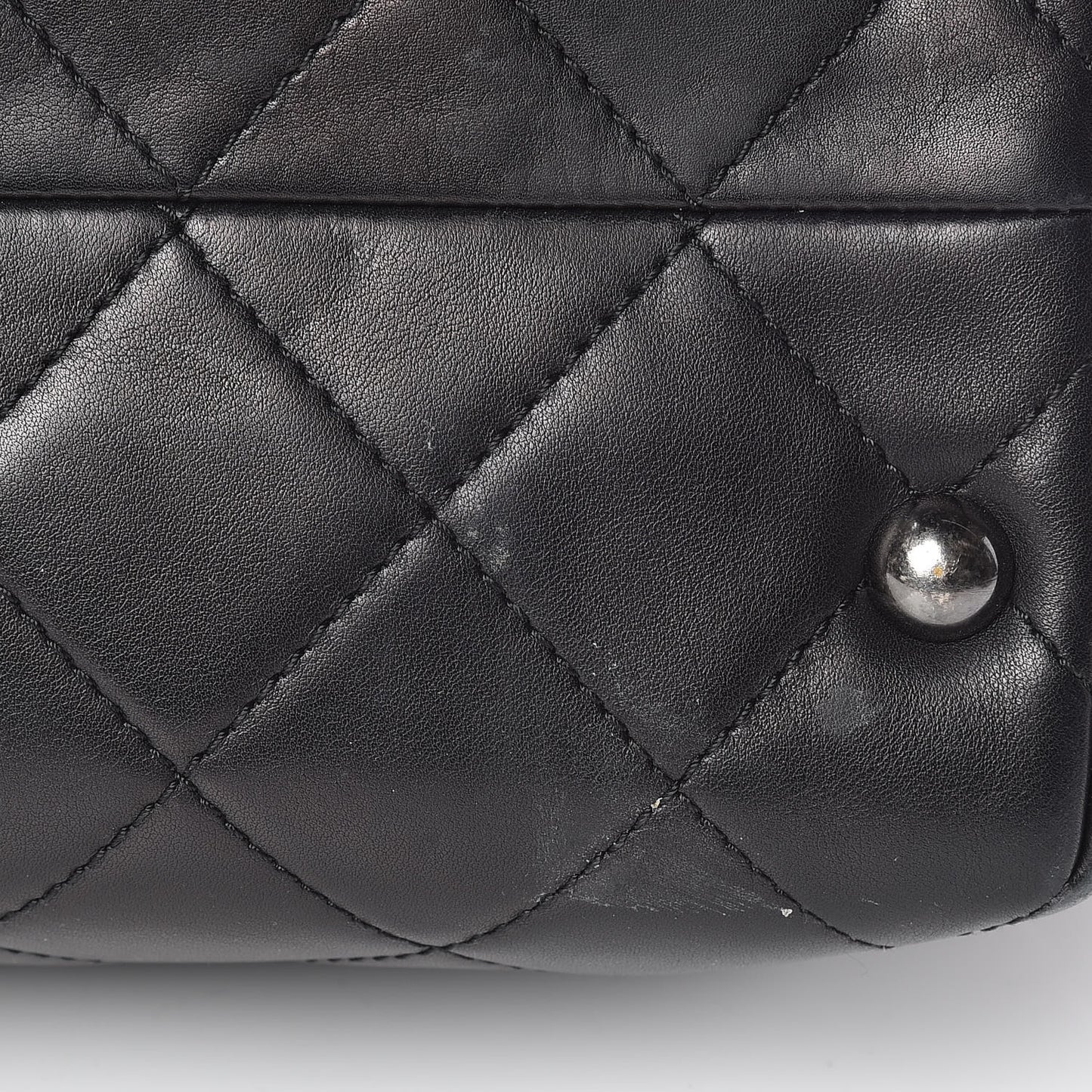 Calfskin Quilted Large Shopping In Chains Tote Black