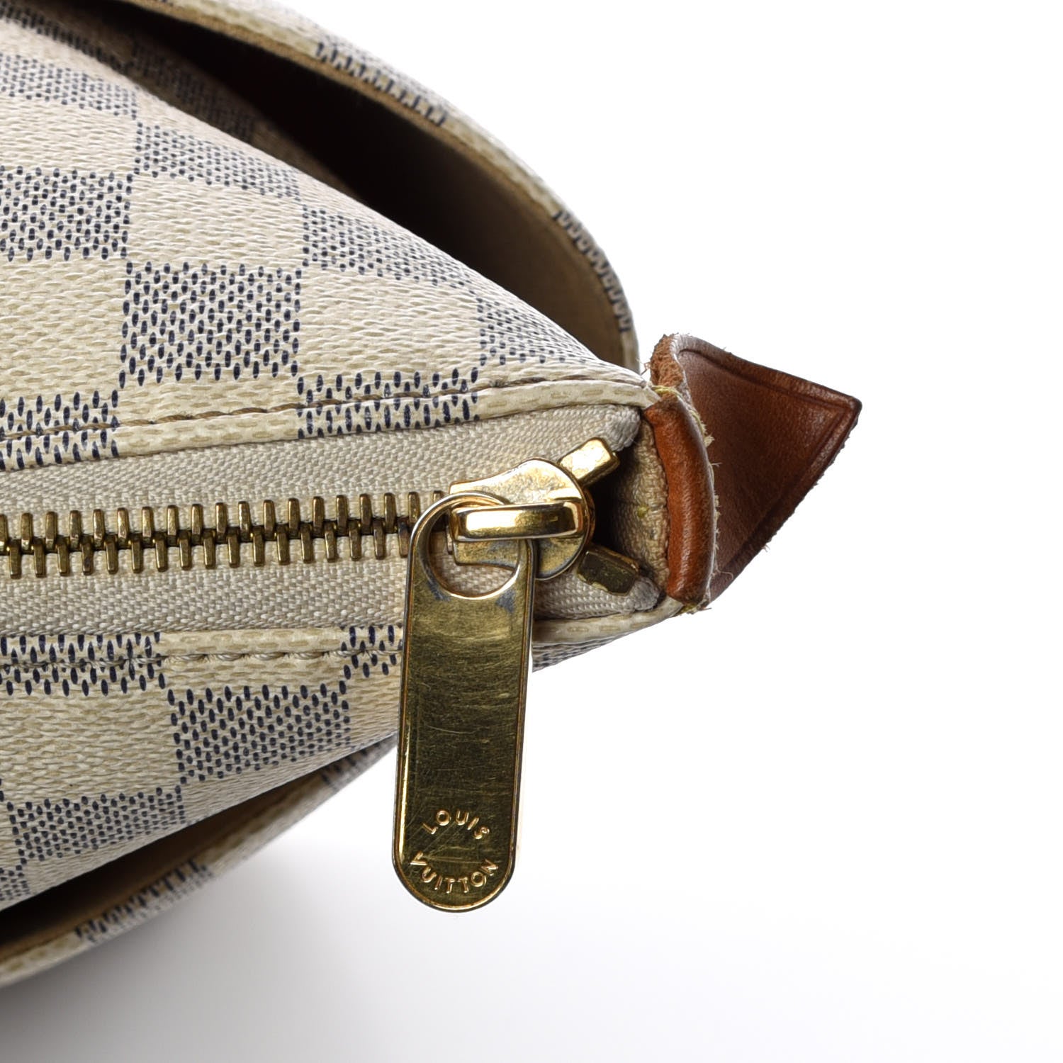 Louis Vuitton Damier Azur Totally MM 19 of 23
