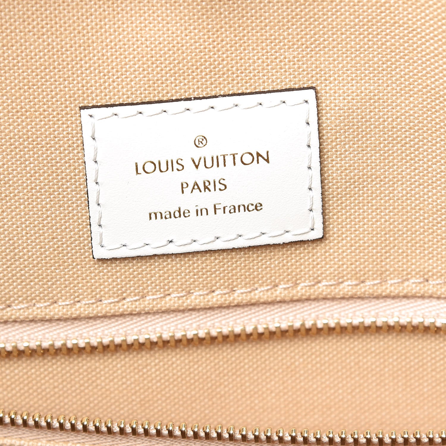 Louis Vuitton Monogram Giant Onthego GM Kaki Beige 6 of 9