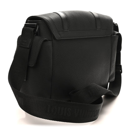 Louis Vuitton Taurillon Christopher Messenger Black 3 of 9