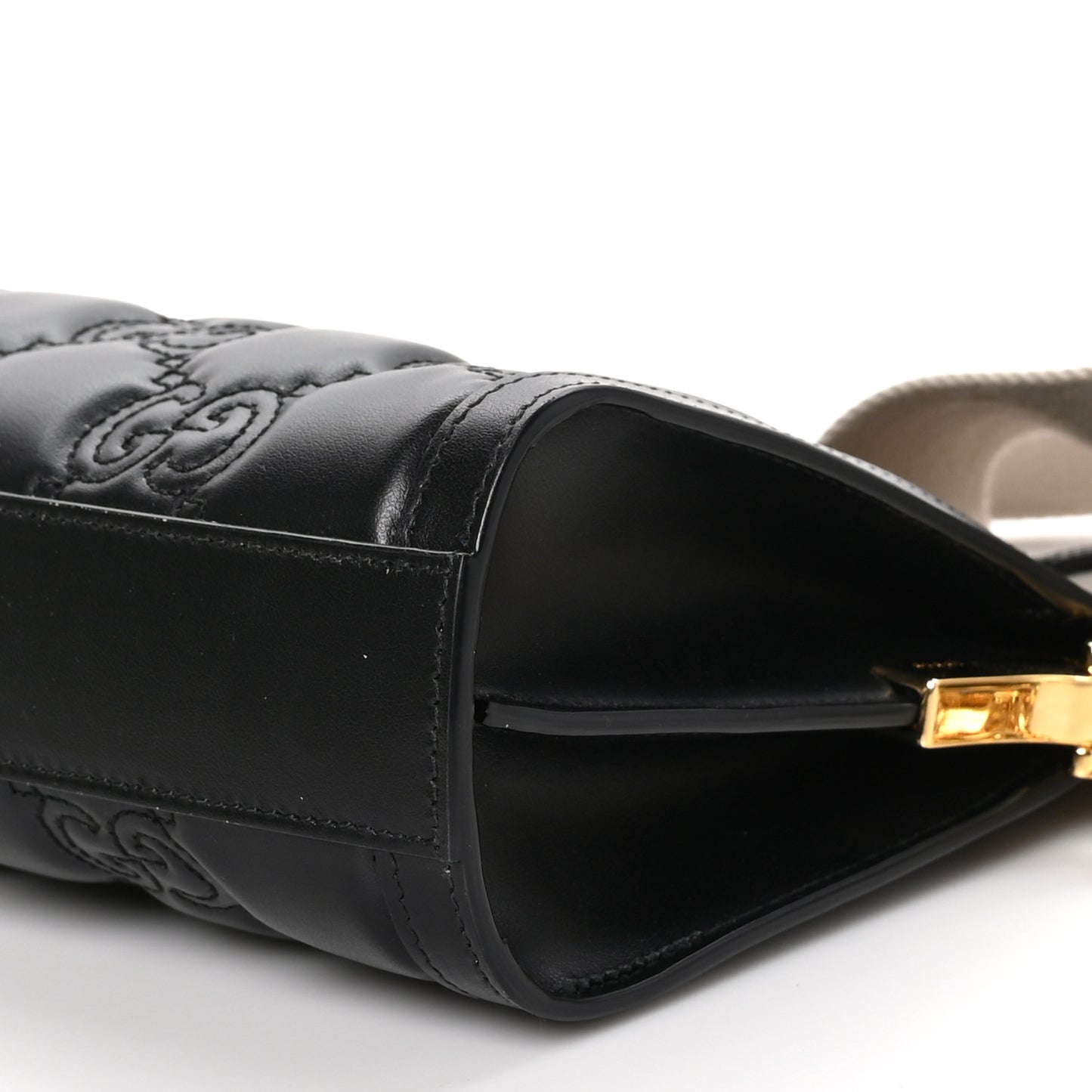 Calfskin GG Matelasse Small Slim Chain Shoulder Bag Black Natural