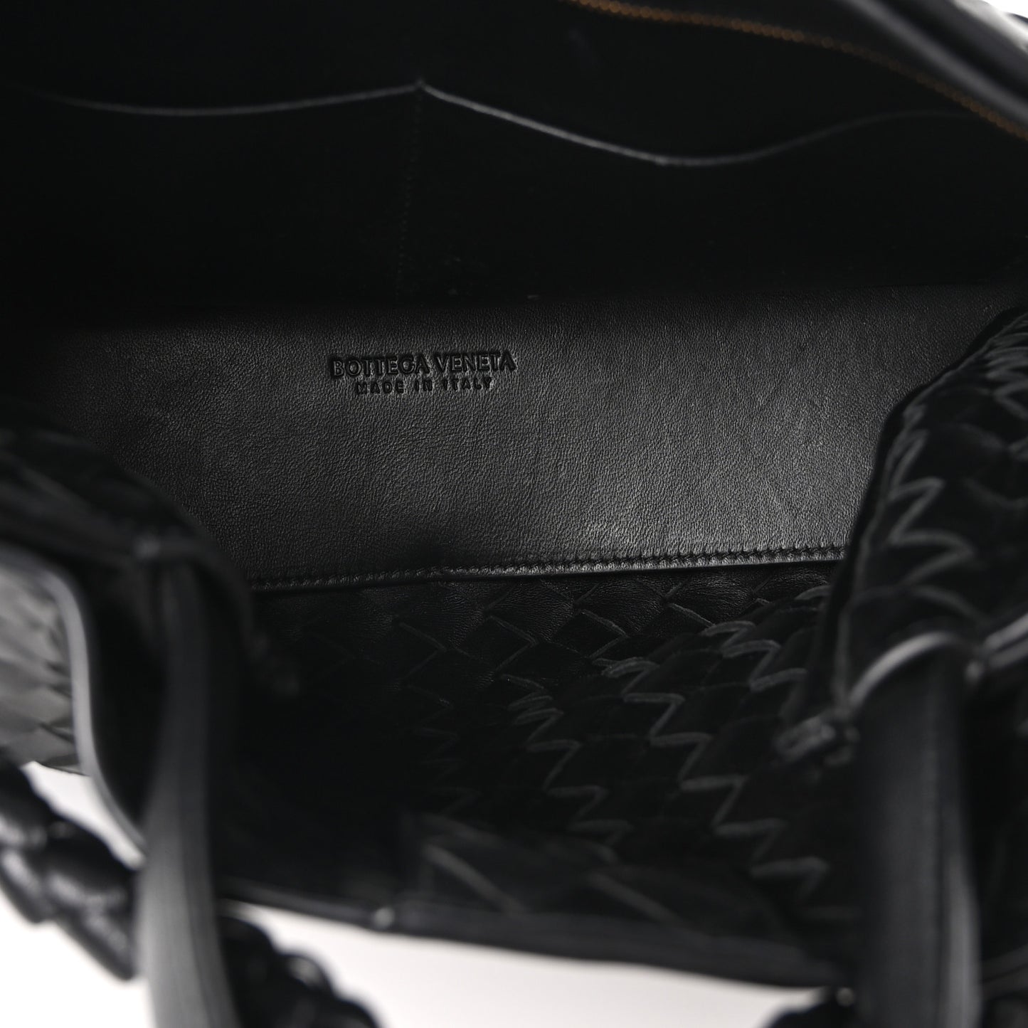 Nappa Intrecciato Medium Andiamo Shoulder Bag Black