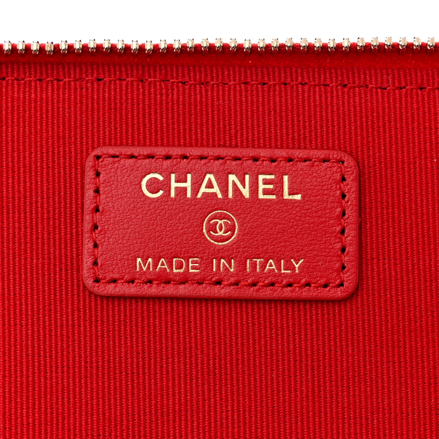 Caviar Quilted Small Vanity Case With Chain Red