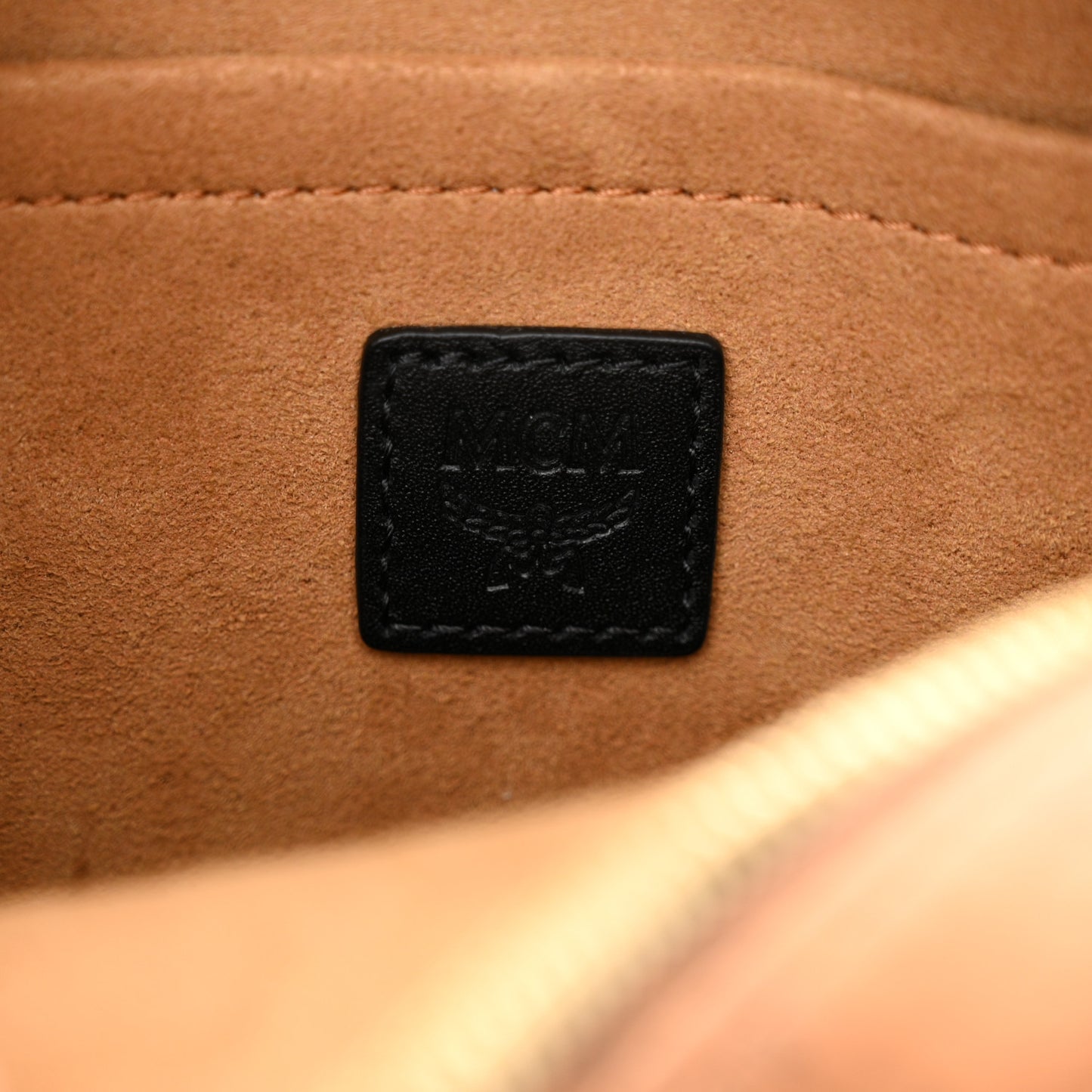 Visetos Studded Big O Small Round Crossbody Cognac