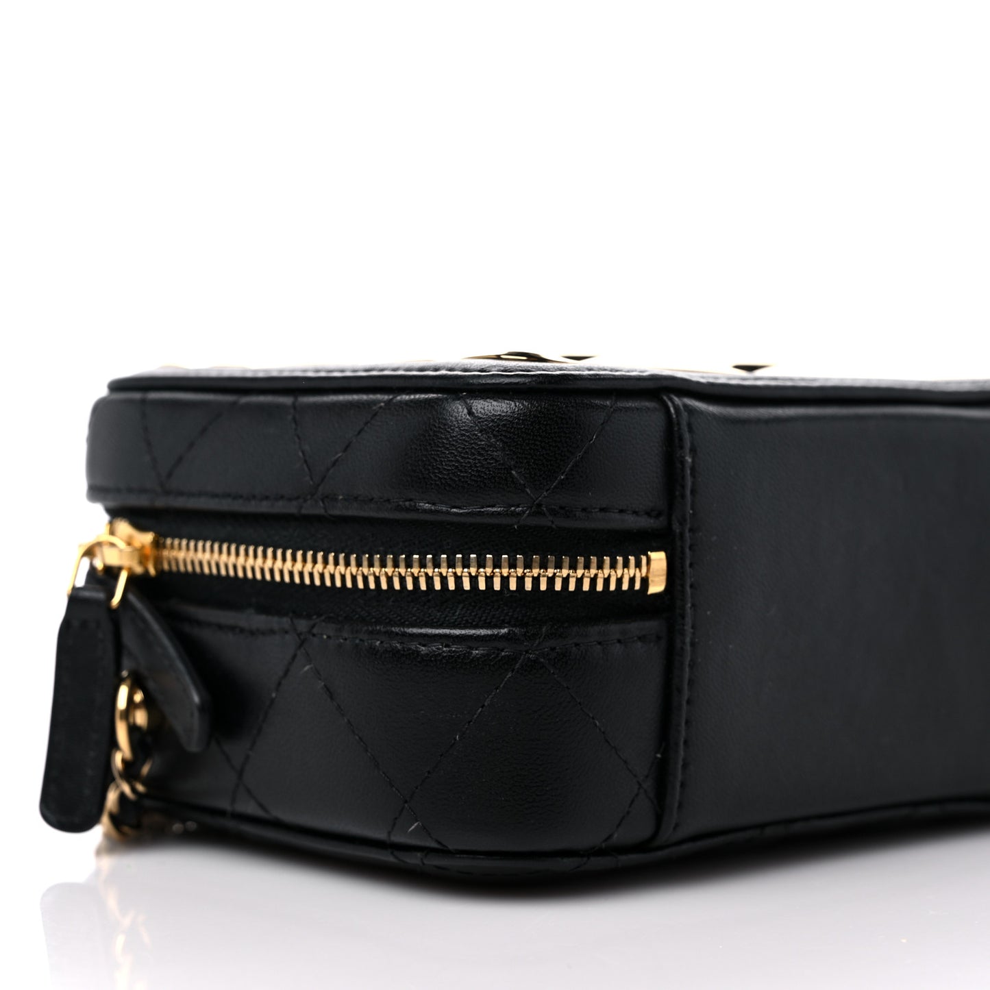 Lambskin Quilted Golden Plate Clutch With Chain Black