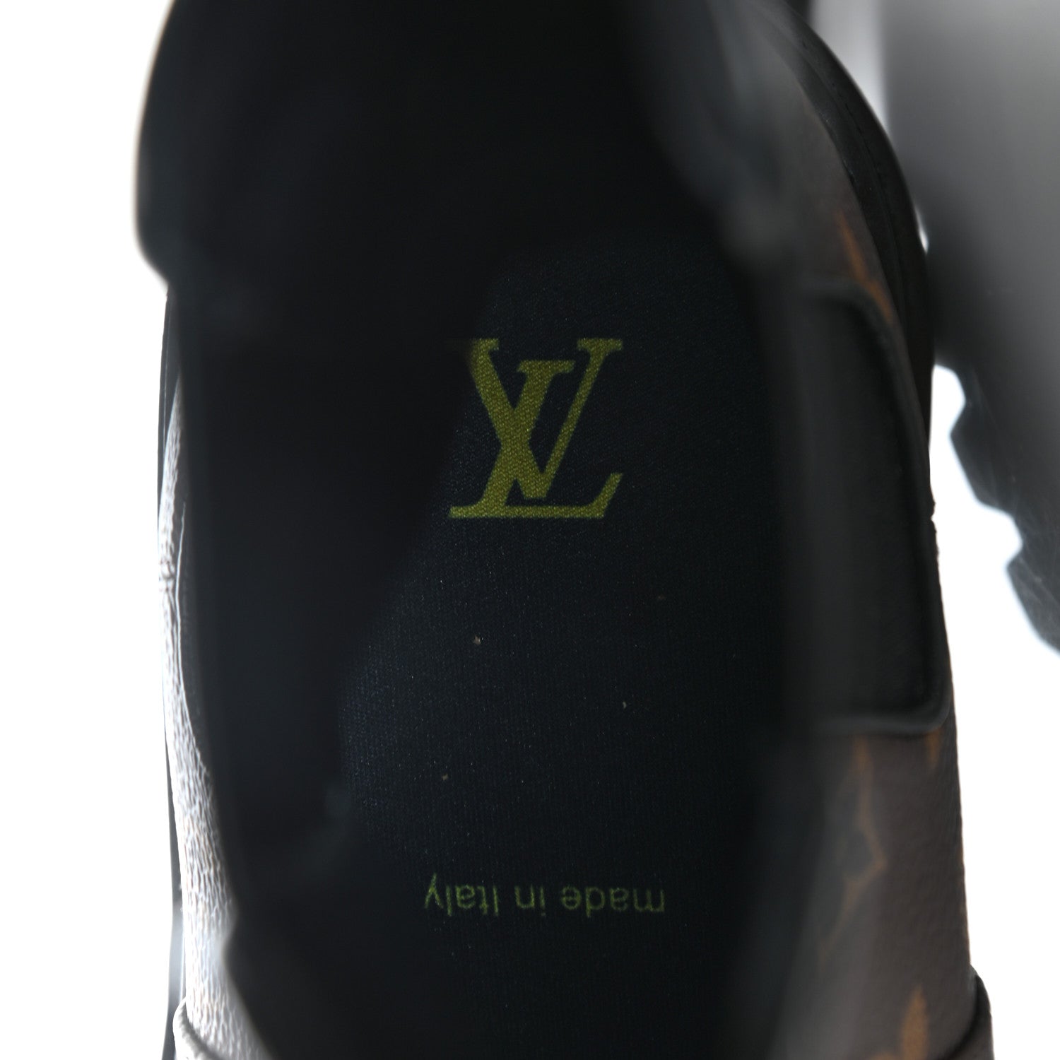 Louis Vuitton Monogram Black Ice Chelsea Boots 8 7 of 8