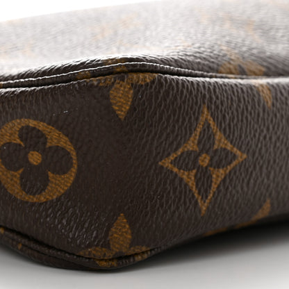 Louis Vuitton Monogram Pochette Accessories 10 of 11