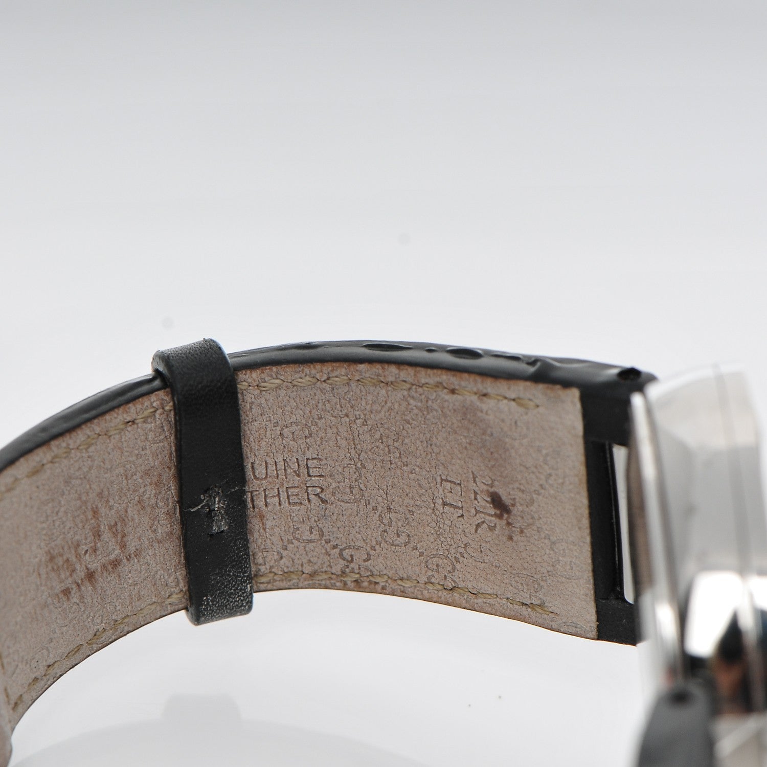 Gucci Stainless Steel Calfskin 42mm Interlocking G Quartz Watch Black 8 of 10