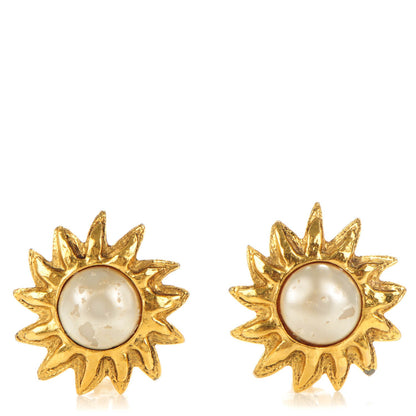 Chanel Pearl Clip On Earrings Gold 1 of 5