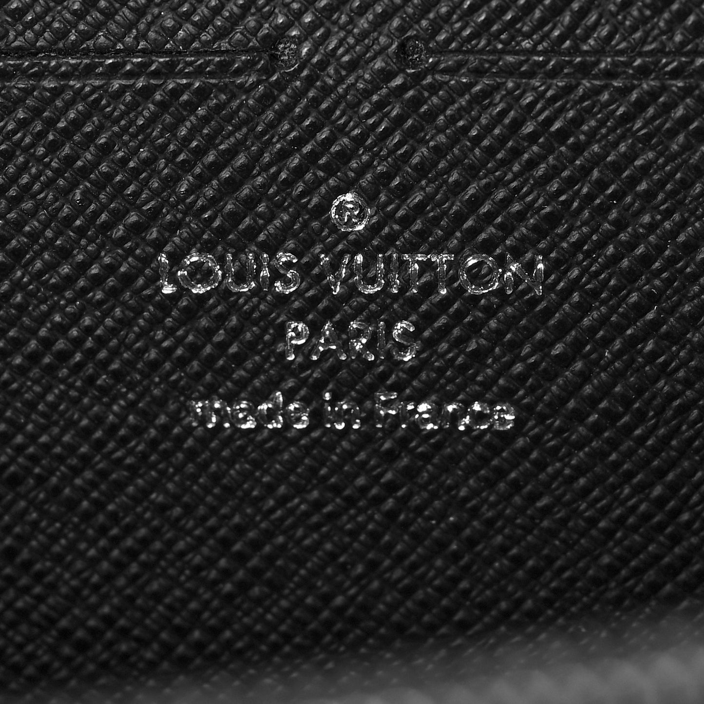 Epi Twist Chain Wallet Black