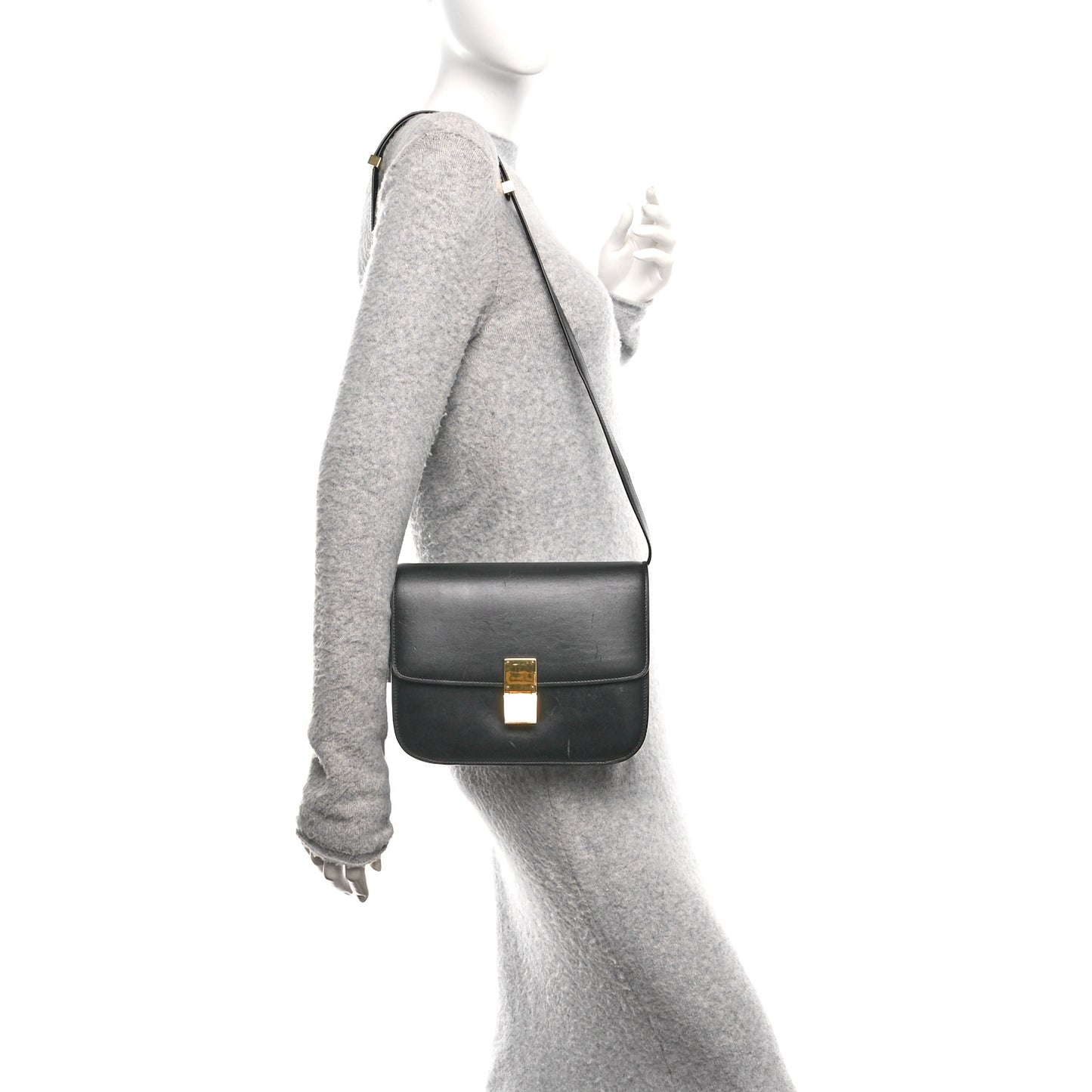Box Calfskin Medium Classic Box Flap Bag Black