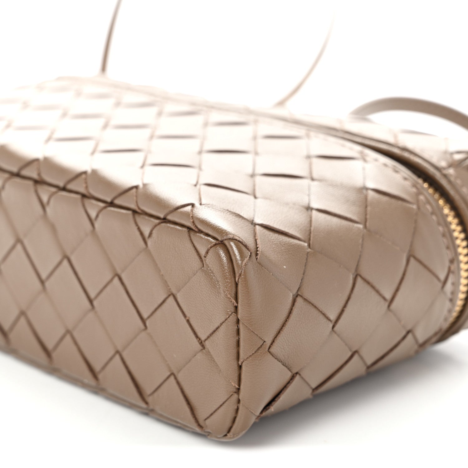 Bottega Veneta Calfskin Intrecciato Bang Bang Vanity Case Pinecone 10 of 10