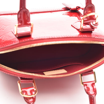 Louis Vuitton Vernis Alma BB Pomme D'Amour 6 of 8