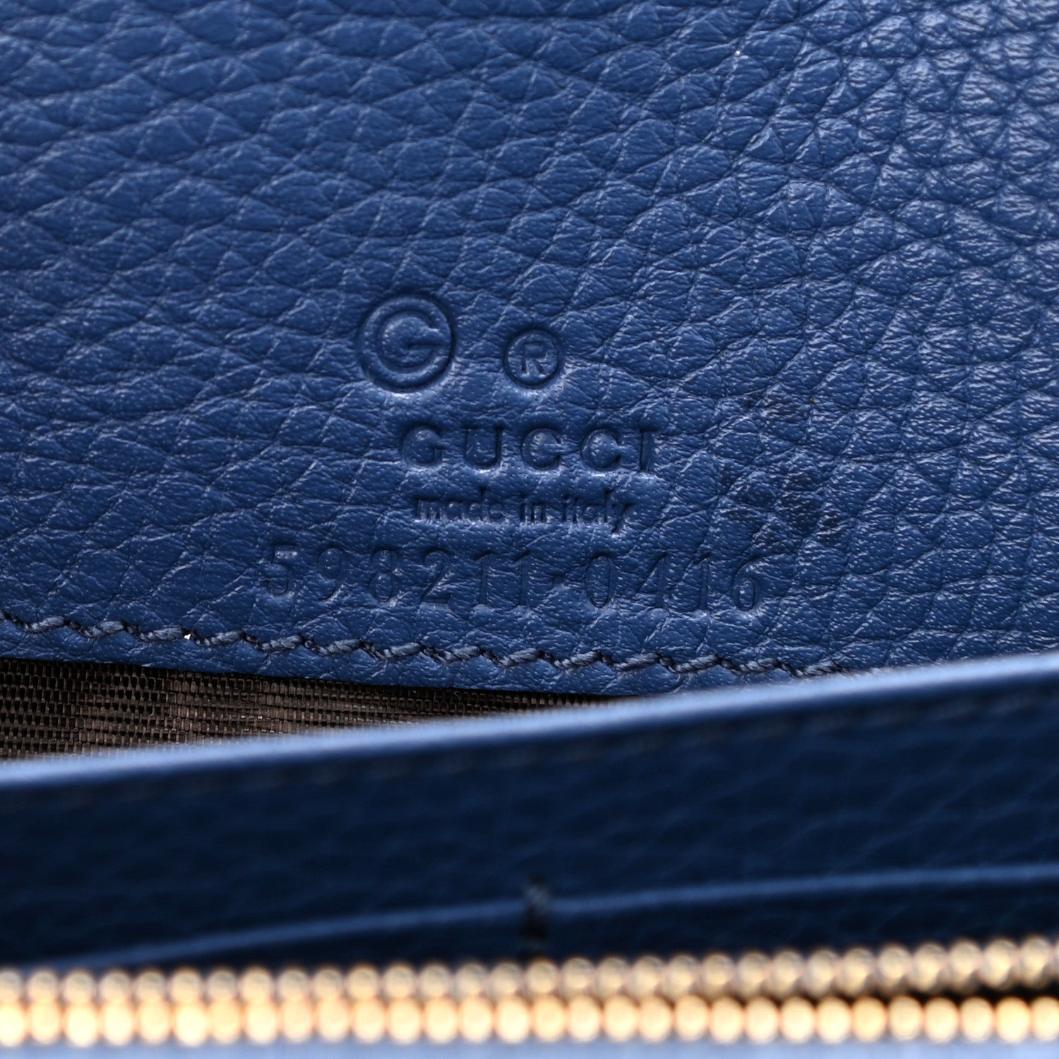 Gucci Pebbled Calfskin Soho Wallet on Chain Caspian 6 of 12