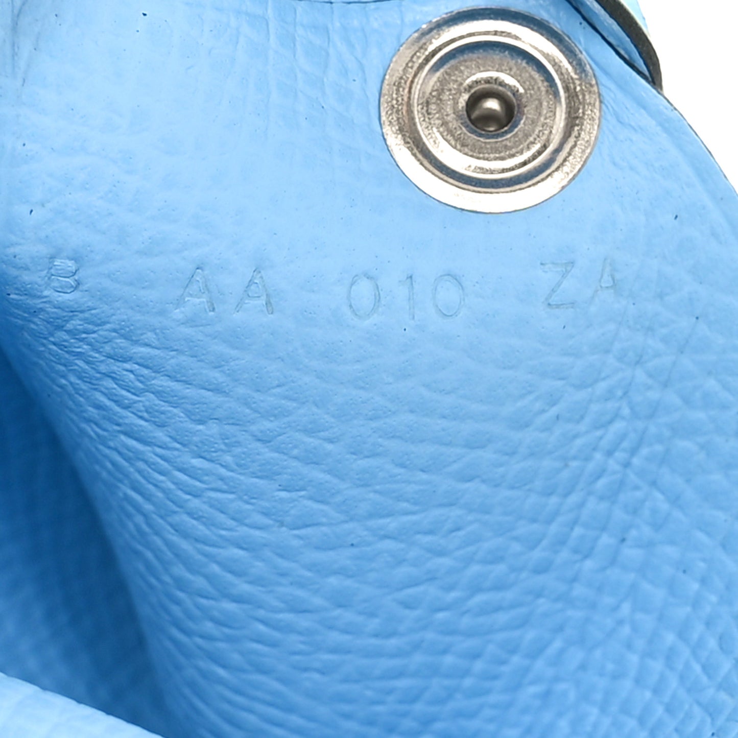 Epsom Verso Calvi Card Case Vert Yucca Celeste