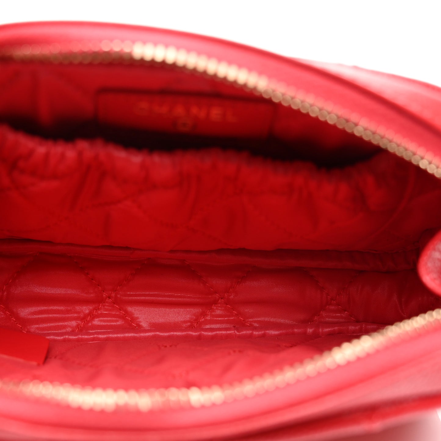 Caviar Quilted Small Curvy Pouch Cosmetic Case Red