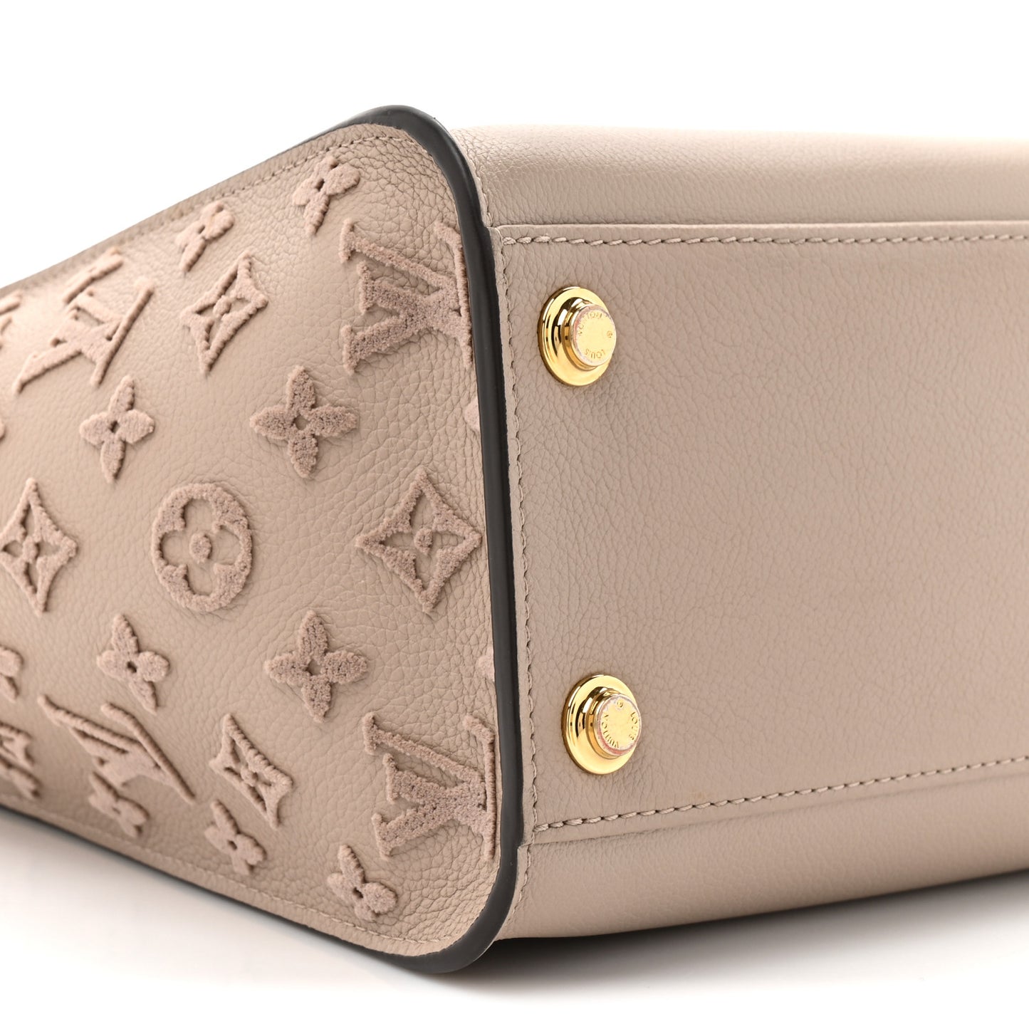 Calfskin Monogram Tufting On My Side Galet