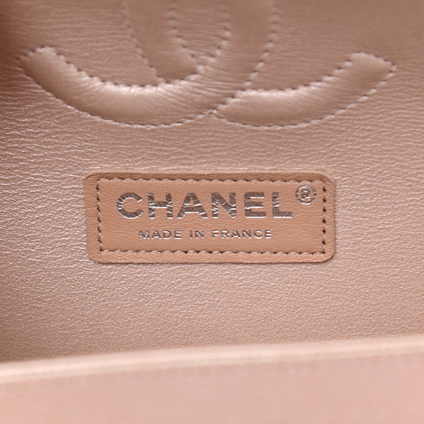 Metallic Caviar Chevron Quilted Medium Double Flap Light Gold