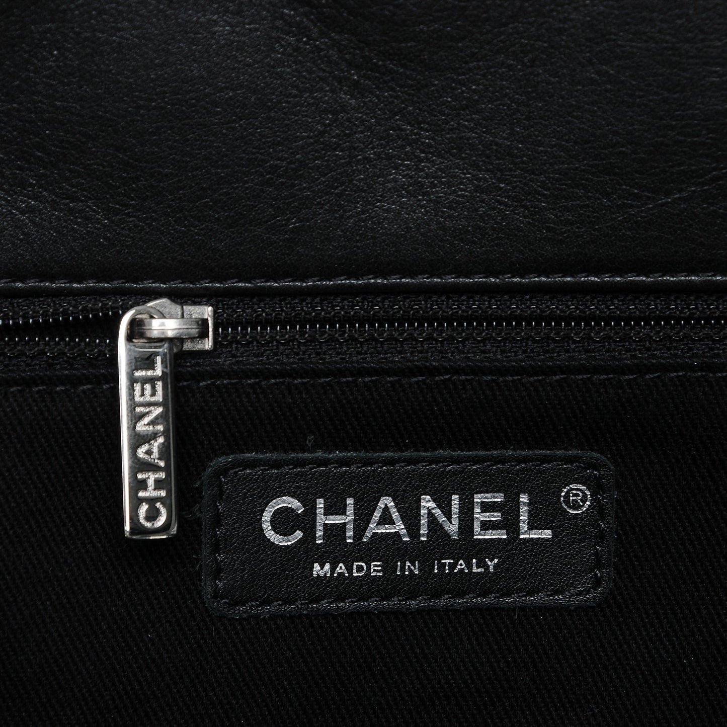Calfskin Quilted Large In The Business Tote Black