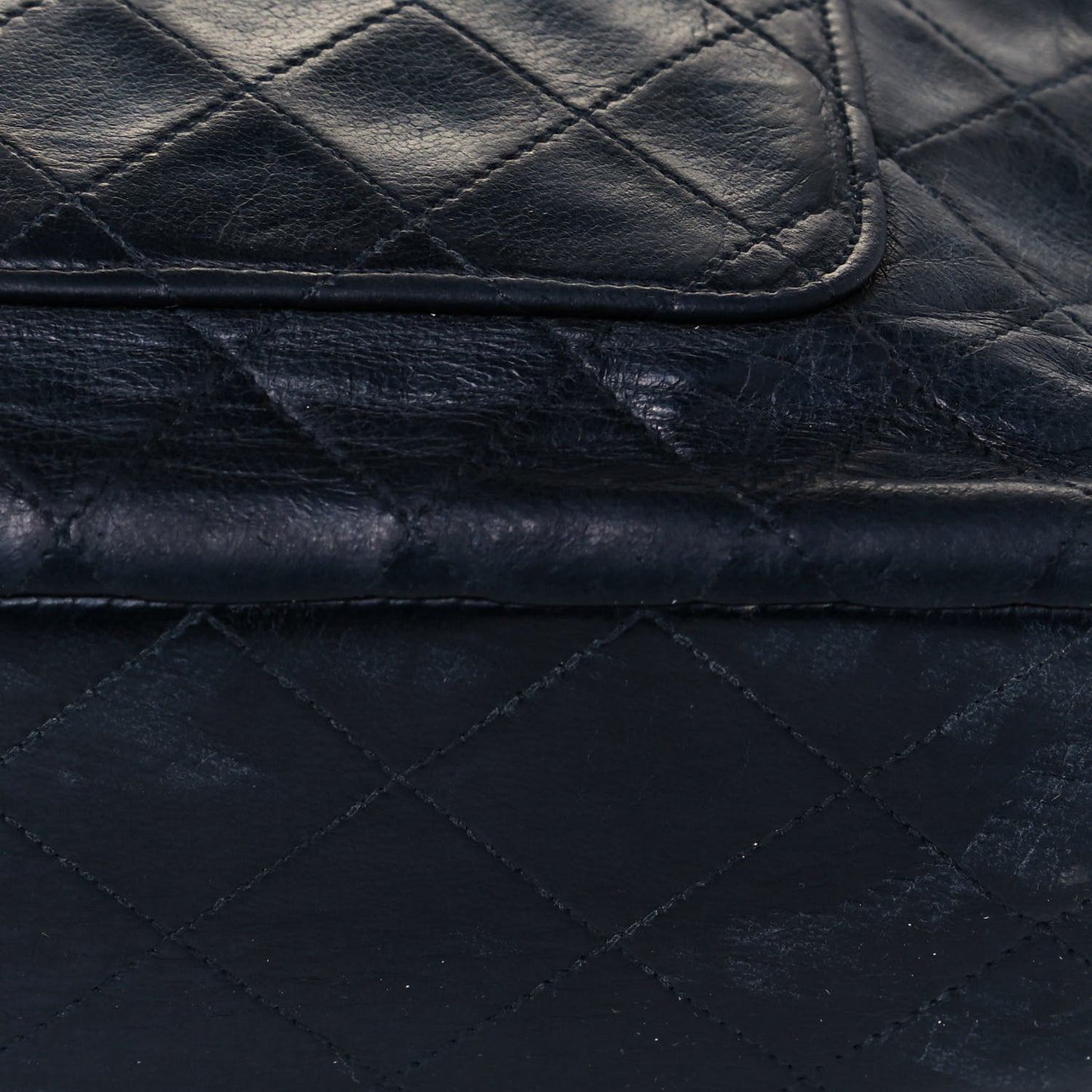 Lambskin Quilted Medium Single Flap Navy Blue