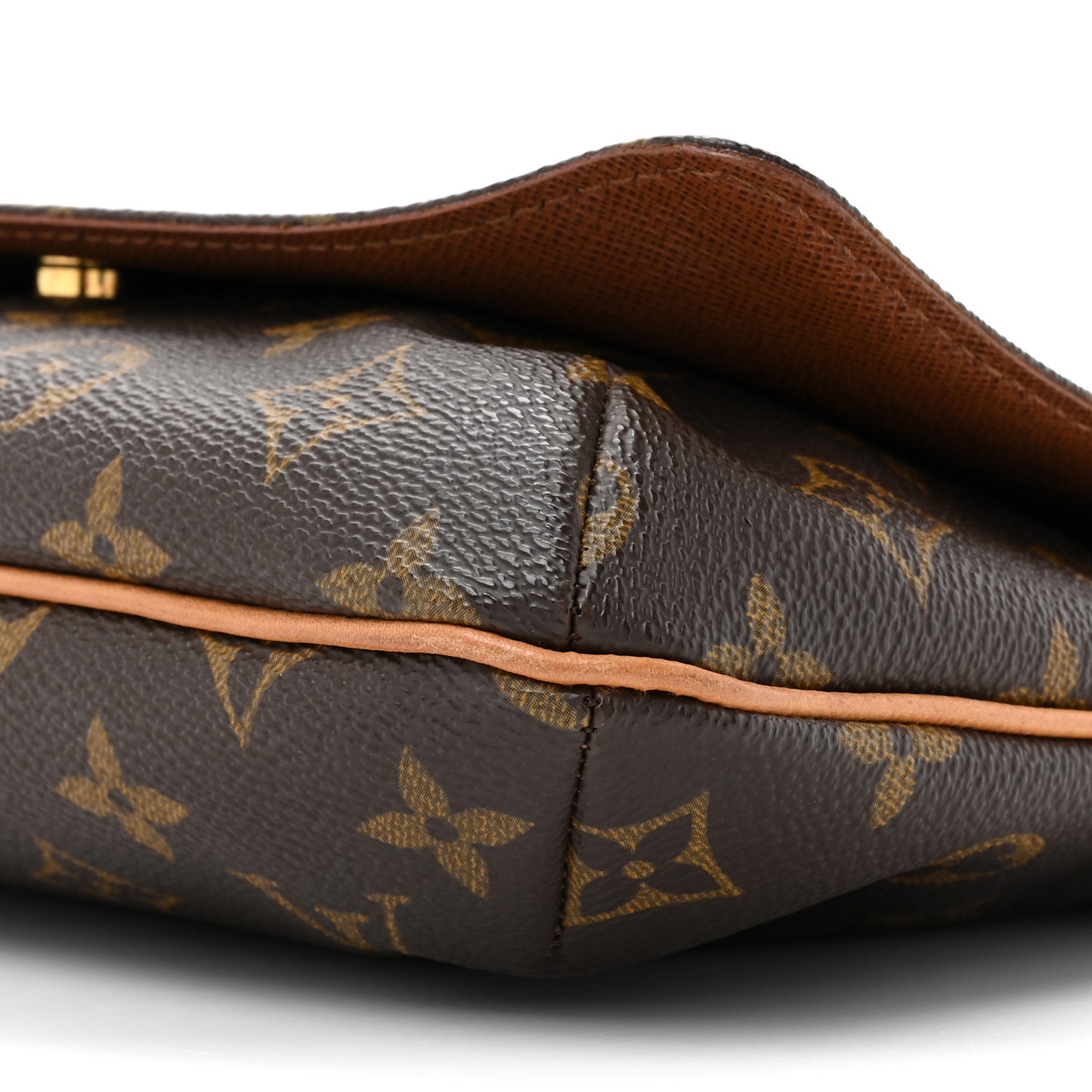 Monogram Musette Tango