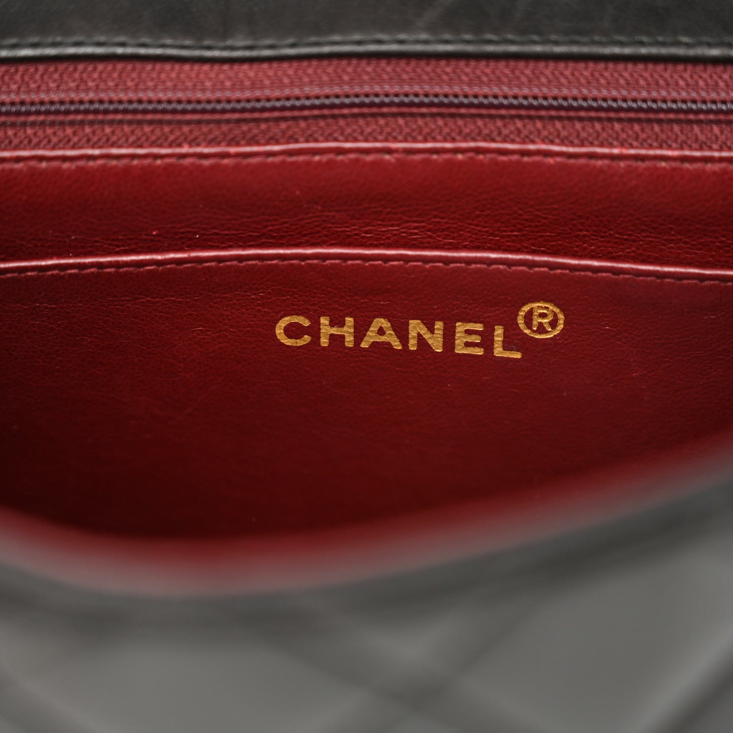 Lambskin Medium Single Flap Black