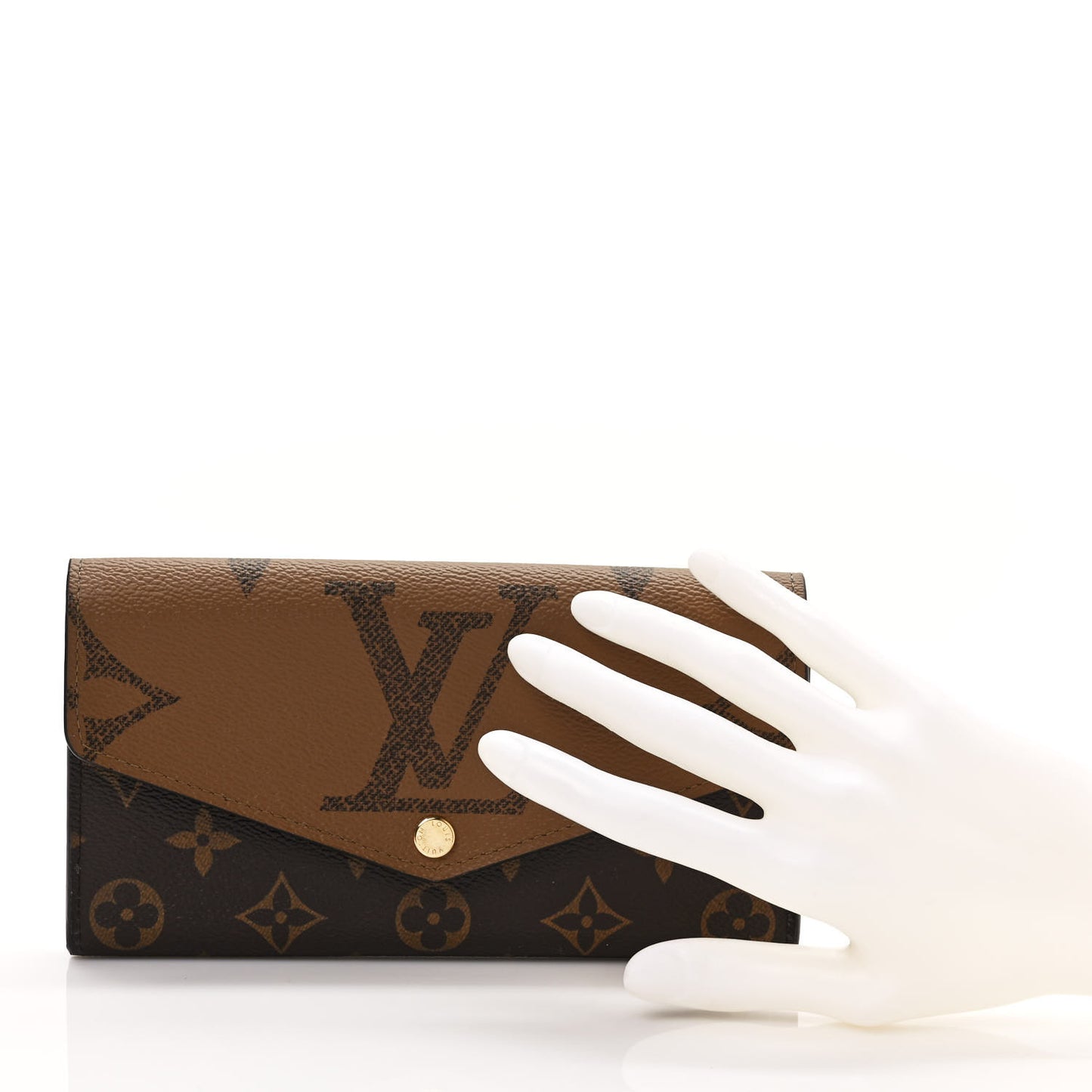Reverse Monogram Giant Sarah Wallet
