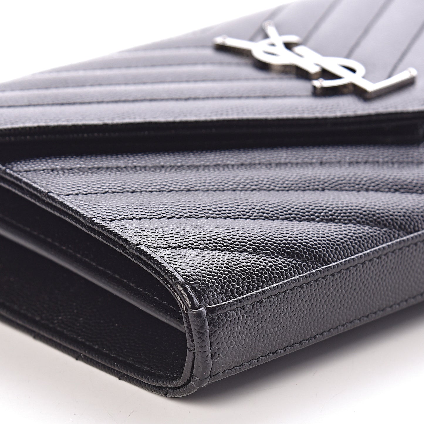 Grain De Poudre Matelasse Chevron Monogram Chain Wallet Black