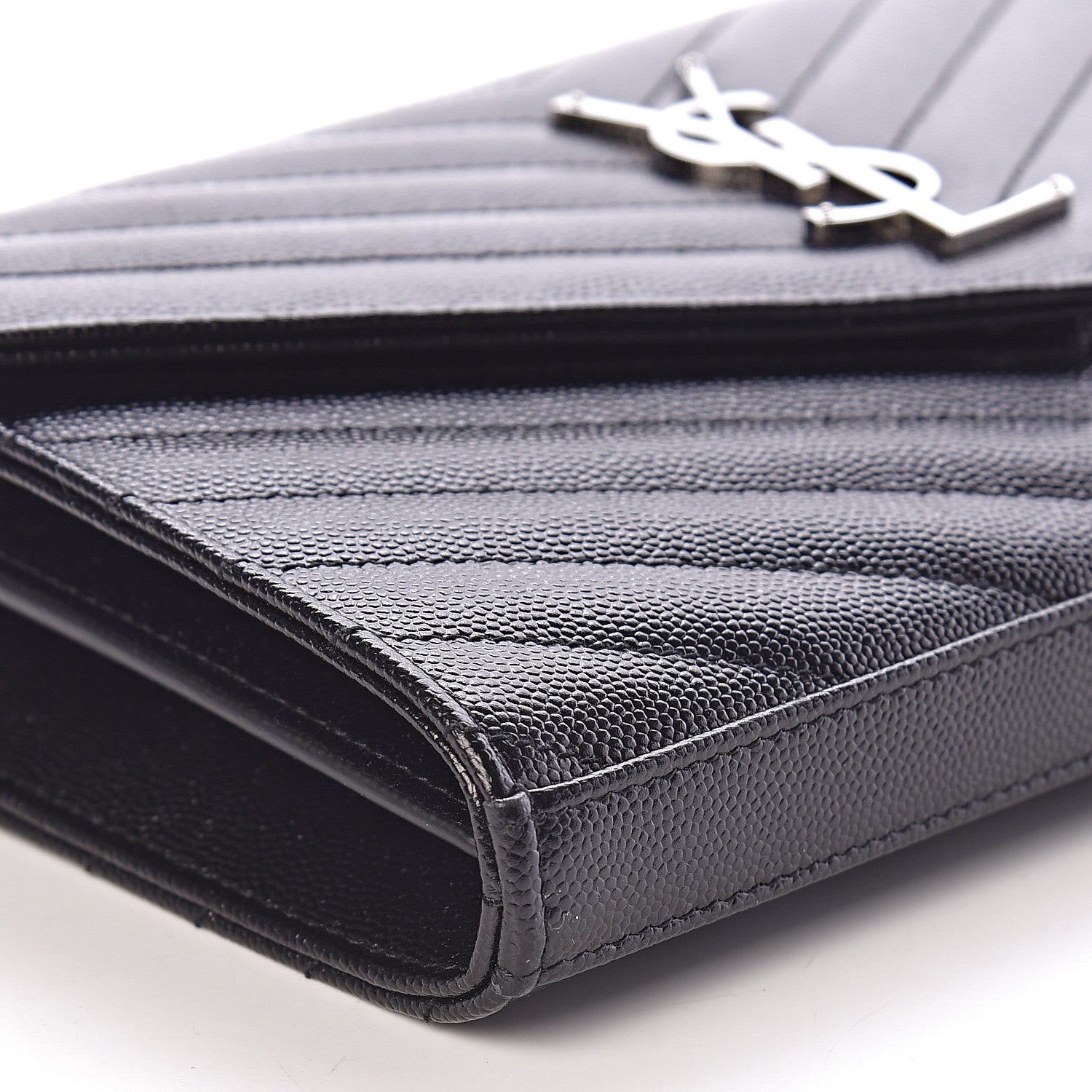Saint Laurent Grain De Poudre Matelasse Chevron Monogram Chain Wallet Black 7 of 9