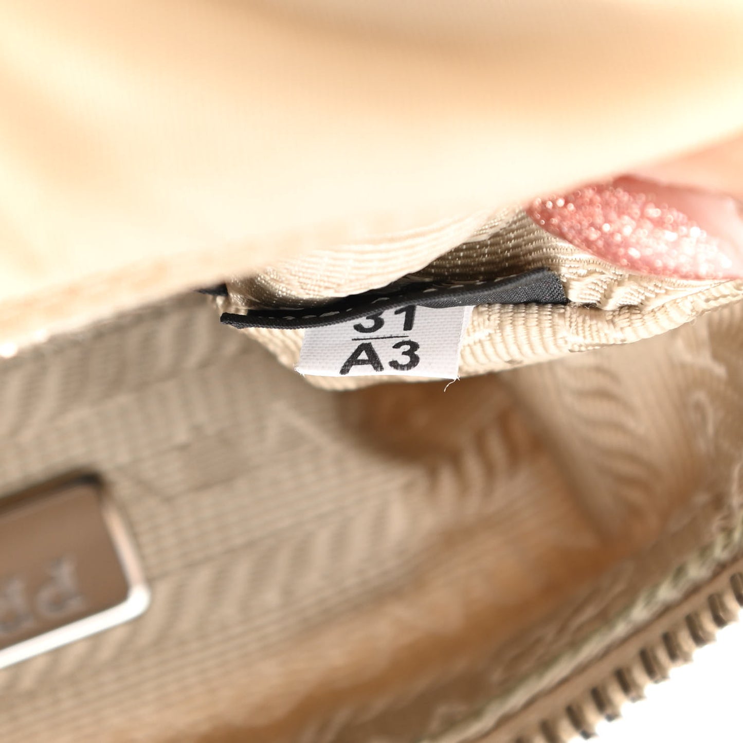 Nylon Re-Edition 2005 Shoulder Bag Cammeo