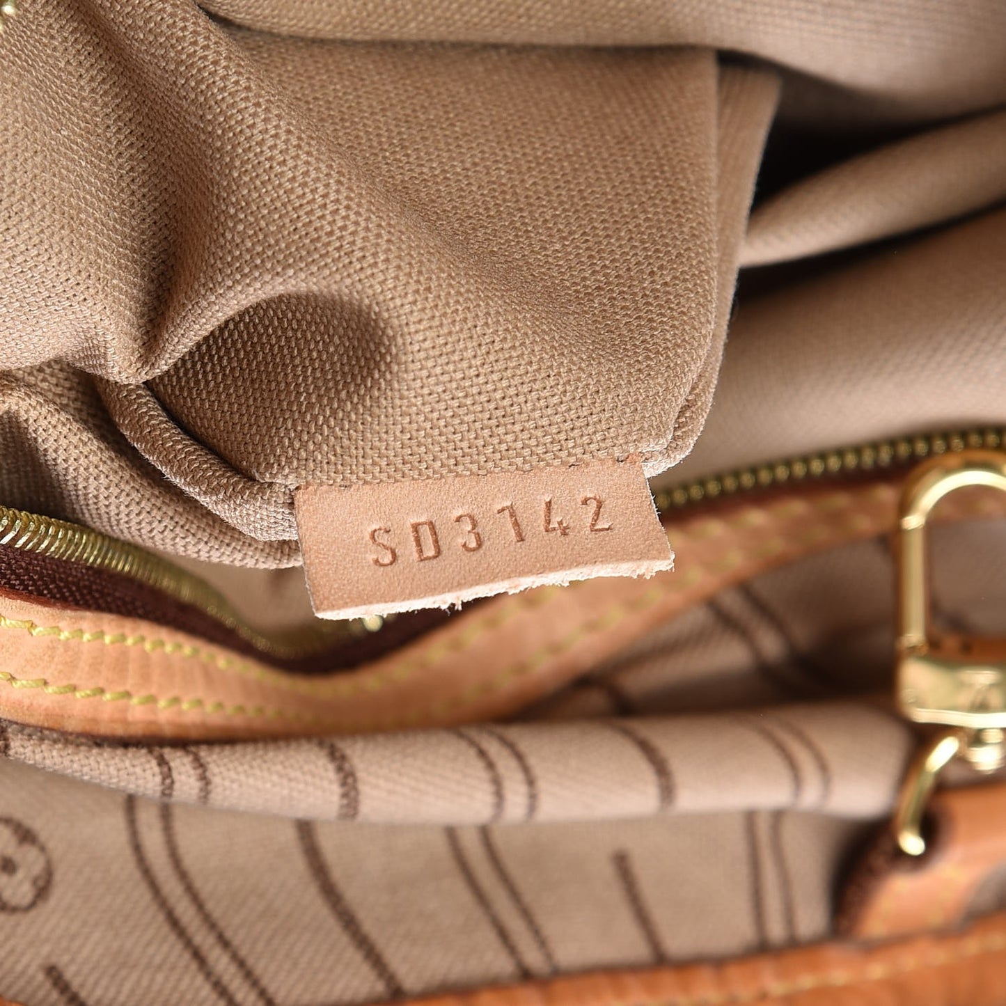 Monogram Delightful MM