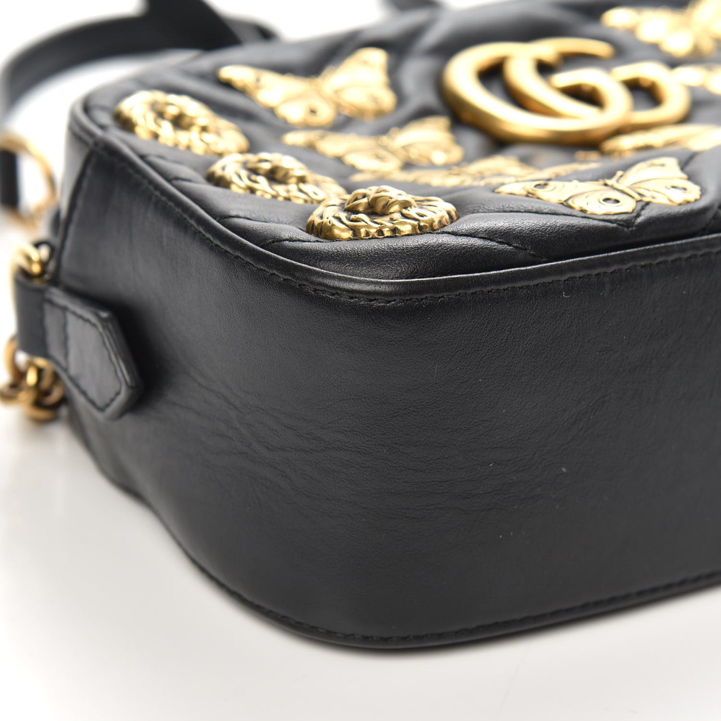 Calfskin Matelasse Animal Studs Small GG Marmont Chain Shoulder Bag Black