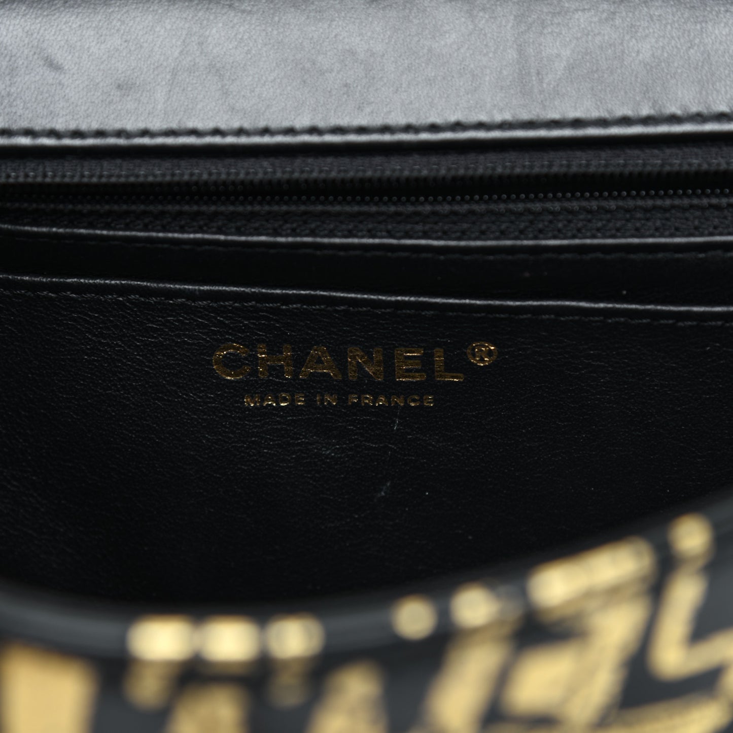 Calfskin Crocodile Embossed Graffiti 2.55 Mini Cocodile Reissue Flap Black Gold