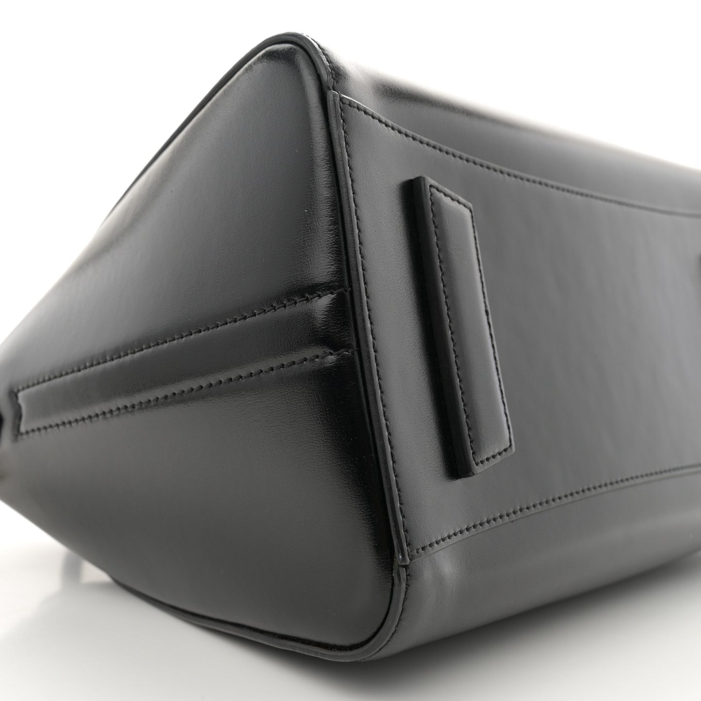 Shiny Lord Calfskin Small Antigona Black