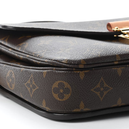Louis Vuitton Monogram Pochette Metis 7 of 8