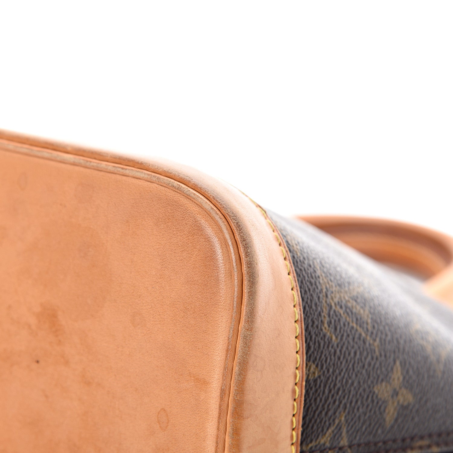 Louis Vuitton Monogram Alma PM 10 of 22