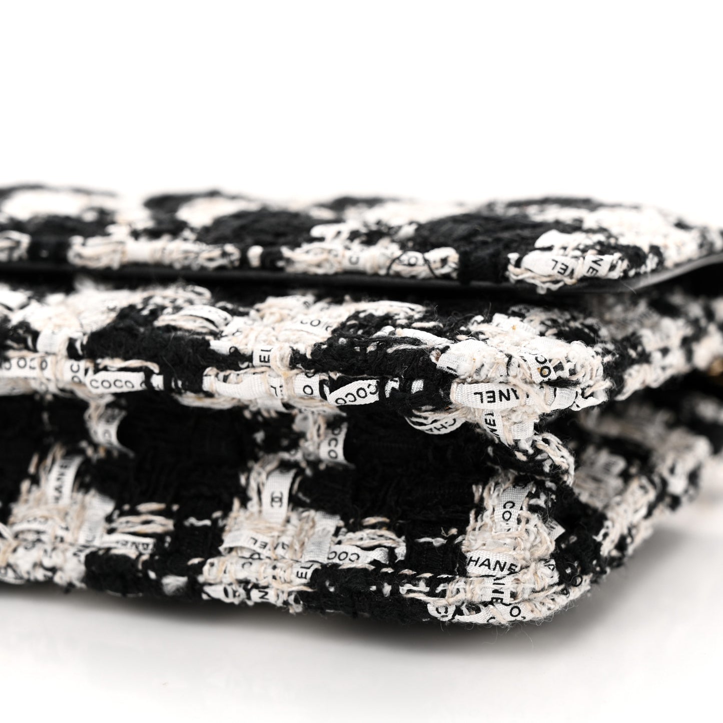 Tweed Quilted Wallet On Chain WOC Black Ecru White