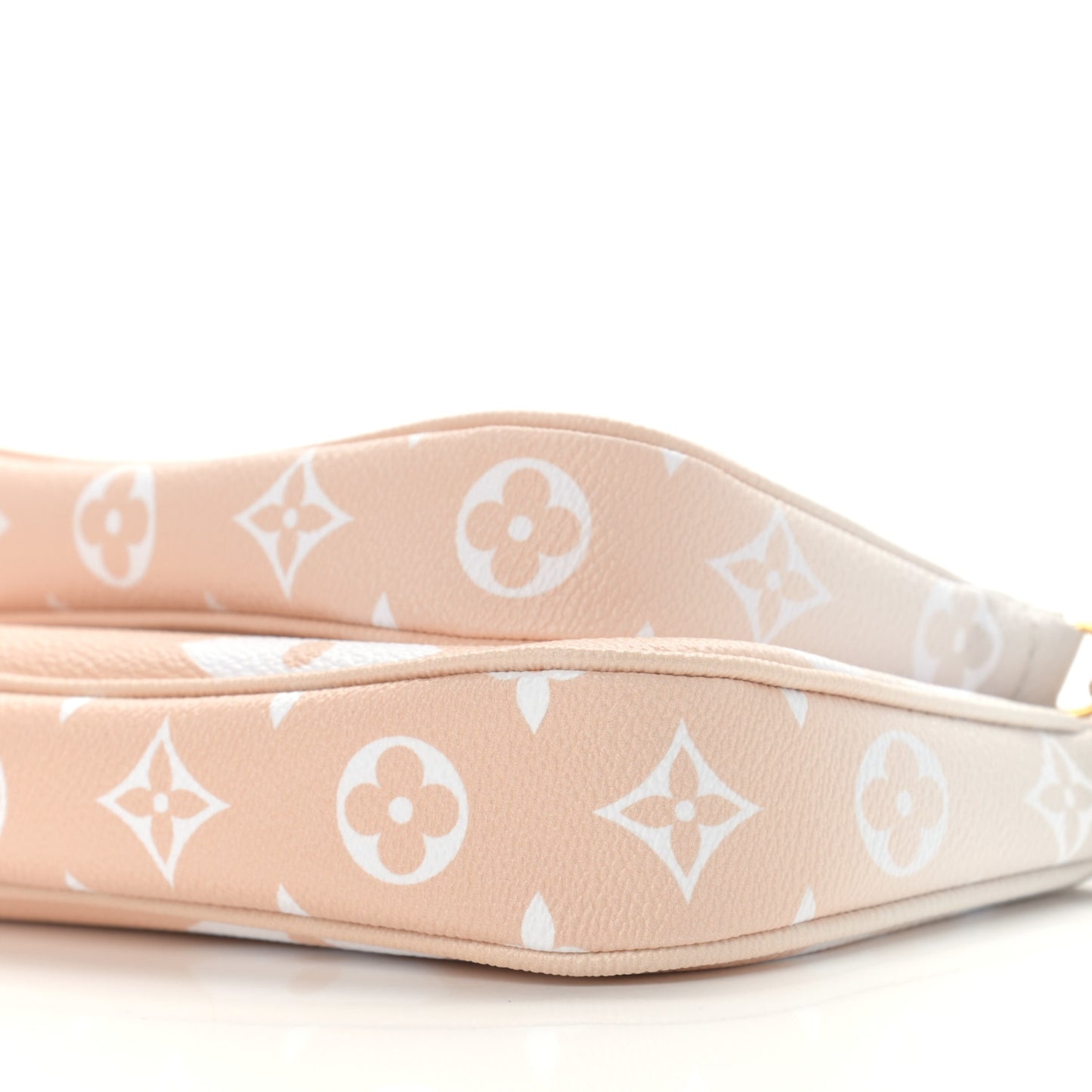 Monogram Giant By The Pool Multi Pochette Accessories Brume