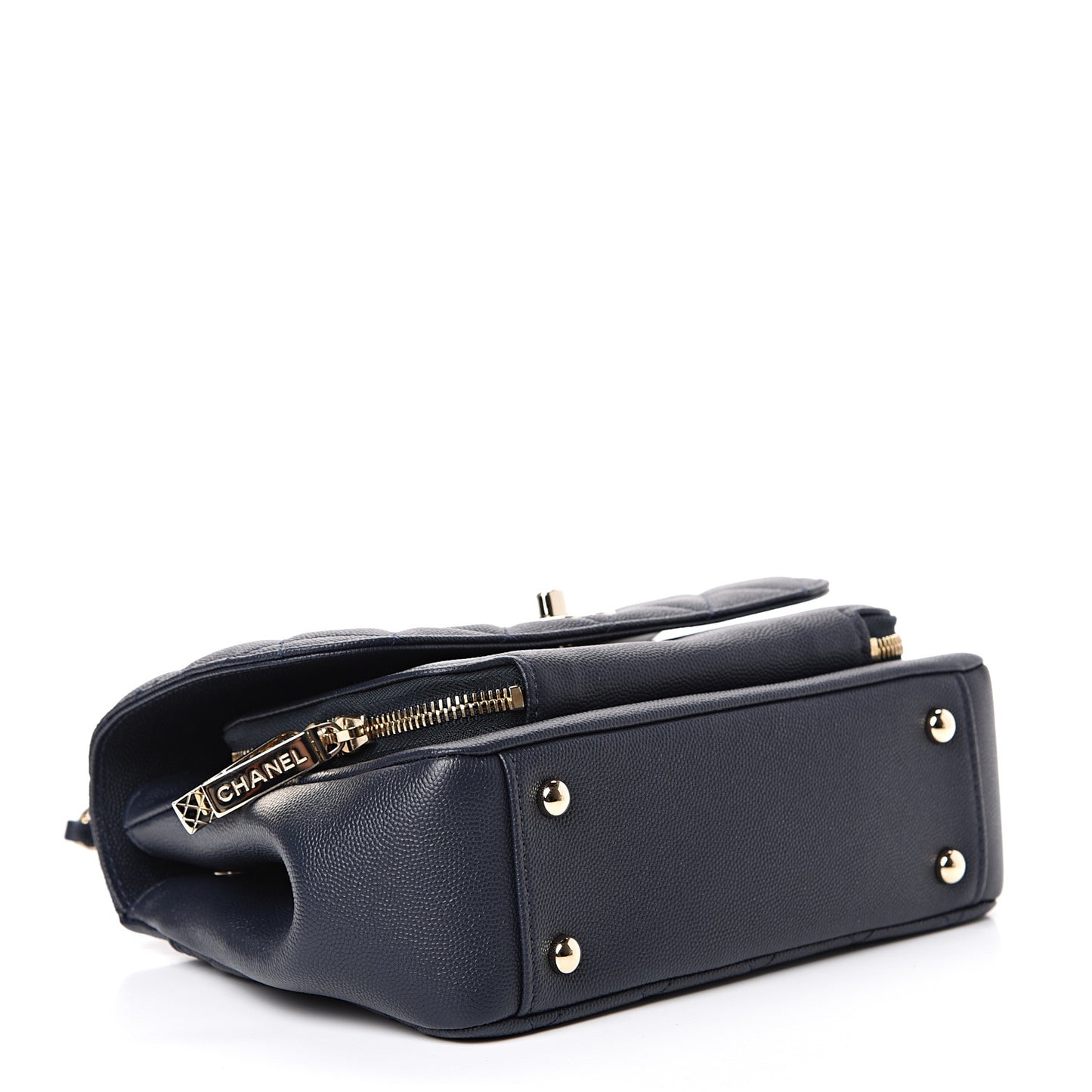 Caviar Quilted Medium Business Affinity Flap Navy